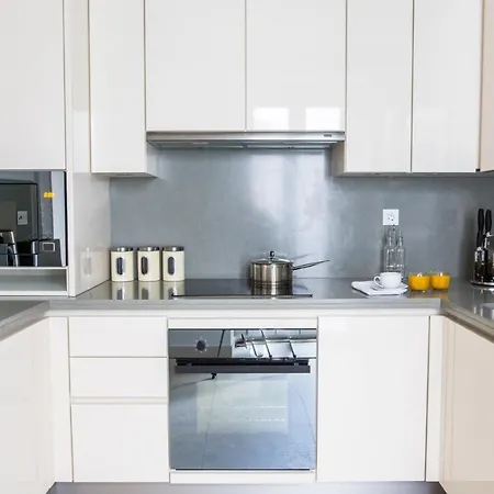 Plum Guide - Pérola Cinza Apartamento