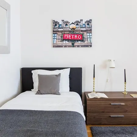 Apartamento Plum Guide - Pérola Cinza Lisboa